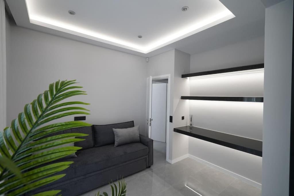 Апартаменты Brand New 3br With 2 Bathrooms Marousi Афины